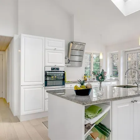 Amine - 700m From The Sea By Interhome * Hornbæk
