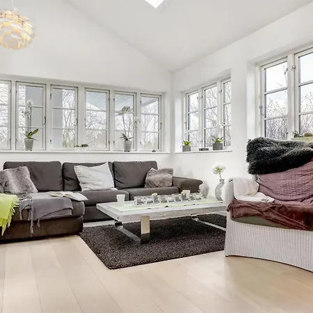 Semesterbostad Amine - 700m From The Sea By Interhome