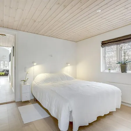 Amine - 700m From The Sea By Interhome *