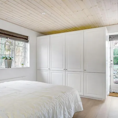 Semesterbostad Amine - 700m From The Sea By Interhome